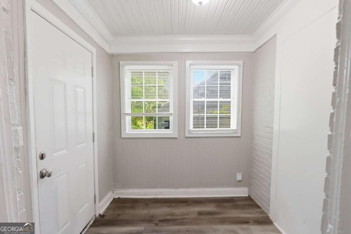 3 bedroom, 1 bathroom, 1,120 sq ft single family residence for sale at 1800 Oakmont Drive, Atlanta, GA 30314 — photo 2