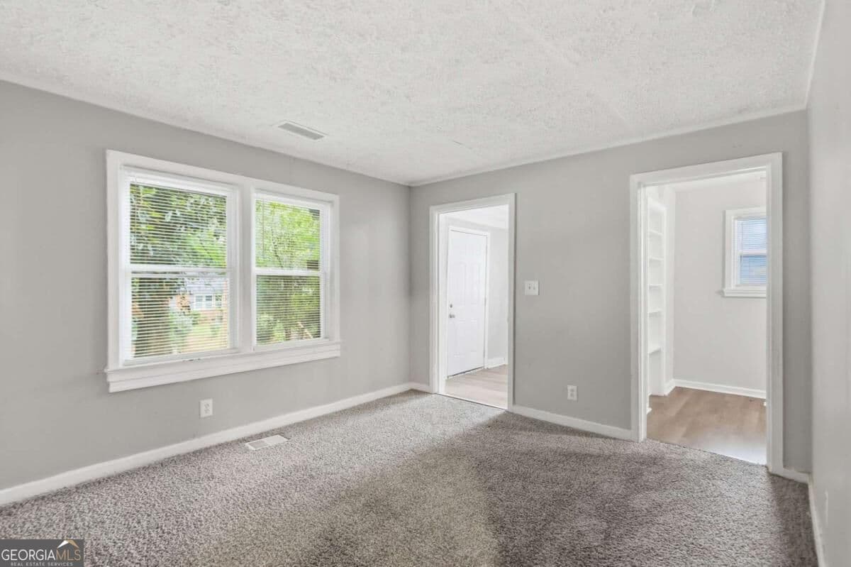3 bedroom, 1 bathroom, 1,120 sq ft single family residence for sale at 1800 Oakmont Drive, Atlanta, GA 30314 — photo 5