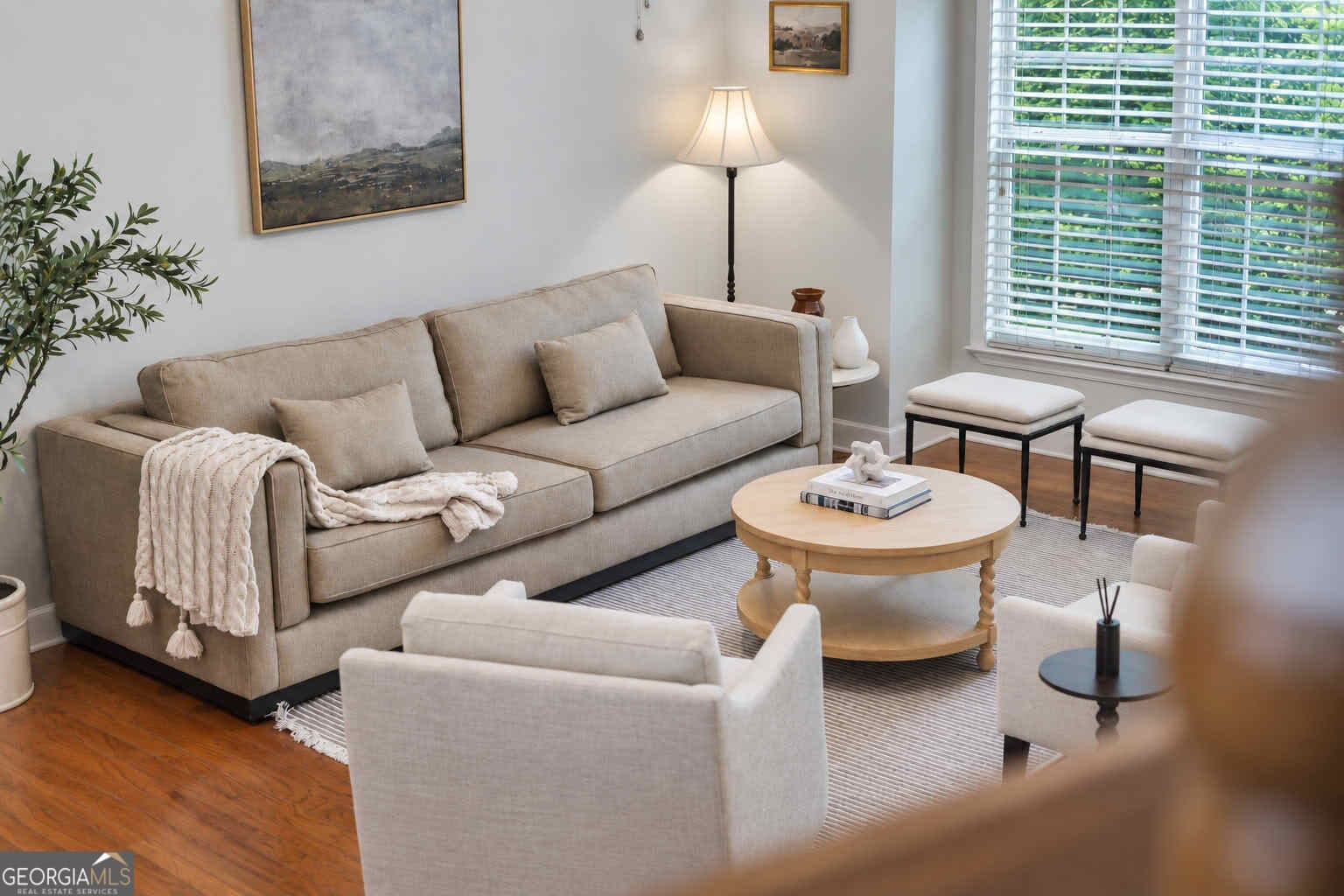 3 bedroom, 3.5 bathroom, 1,857 sq ft townhouse for sale at 2318 Limehurst Drive, Brookhaven, GA 30319 — photo 8