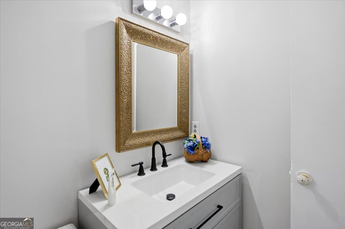2 bedroom, 2.5 bathroom, 1,164 sq ft condominium for sale at 812 Willow Creek Drive, Macon, GA 31204 — photo 9