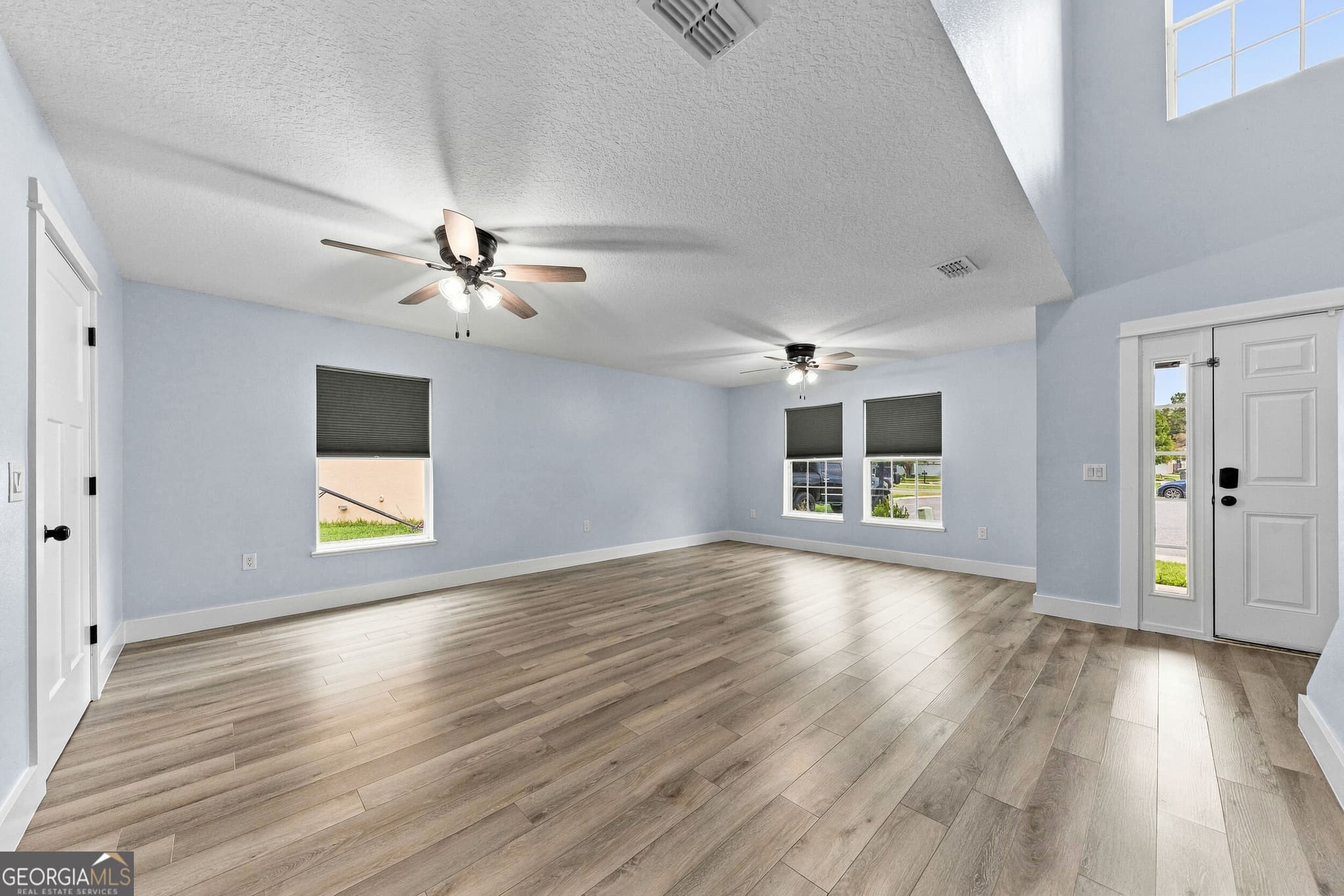 4 bedroom, 2.5 bathroom, 3,032 sq ft single family residence for sale at 167 Pine Bluff Boulevard, Kingsland, GA 31548 — photo 3
