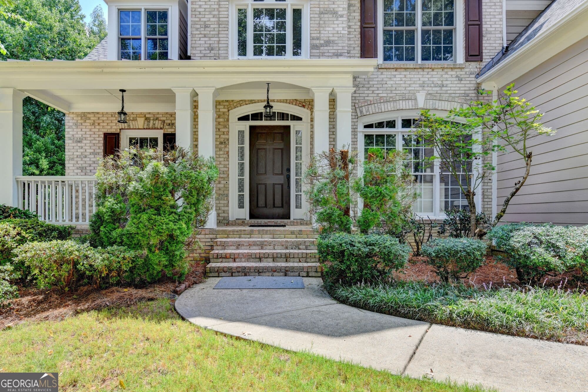 5 bedroom, 4 bathroom, 4,018 sq ft single family residence for sale at 455 Hillcrest View Drive, Suwanee, GA 30024 — photo 3