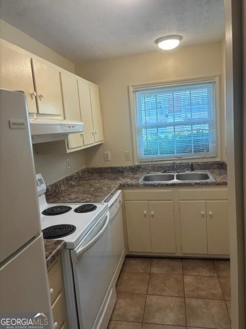 2 bedroom, 2.5 bathroom, 1,000 sq ft condominium for rent at 180 Chalfont Lane 4, Athens, GA 30606 for $1,050 a month — photo 2