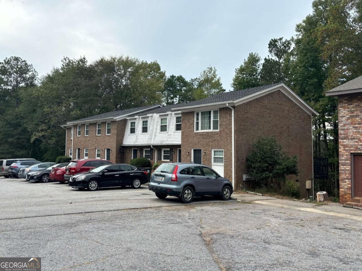 2 bedroom, 2.5 bathroom, 1,000 sq ft condominium for rent at 180 Chalfont Lane 4, Athens, GA 30606 for $1,050 a month — photo 8
