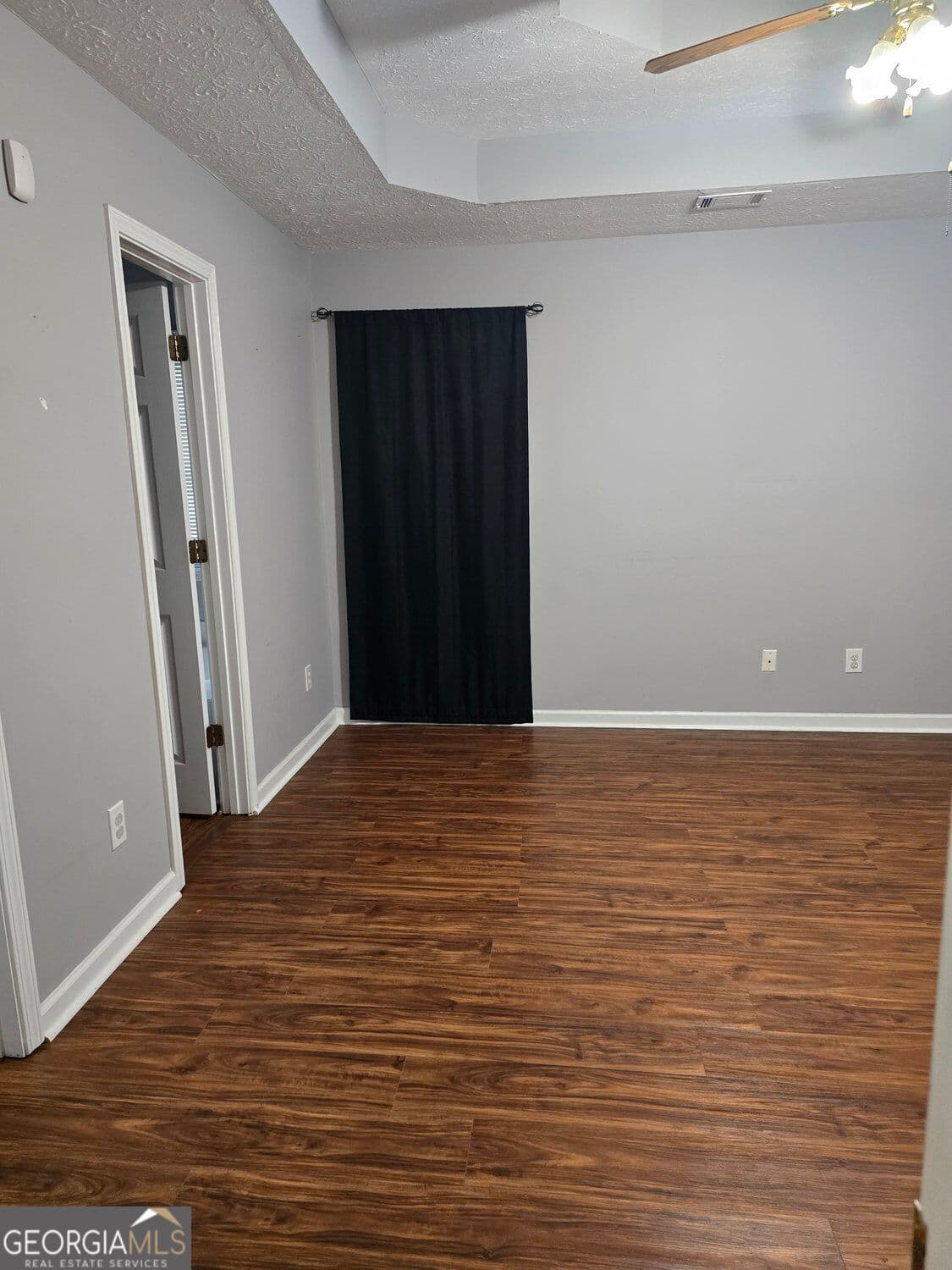 3 bedroom, 2 bathroom, 1,478 sq ft single family residence for sale at 135 Gingerbread Place, Fayetteville, GA 30214 — photo 8