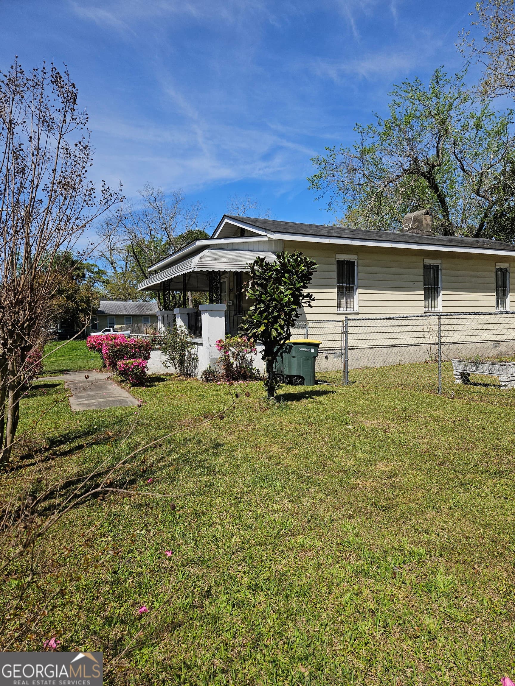 3 bedroom, 2 bathroom, 1,170 sq ft single family residence for sale at 906 E 38th Street, Savannah, GA 31401 — photo 6
