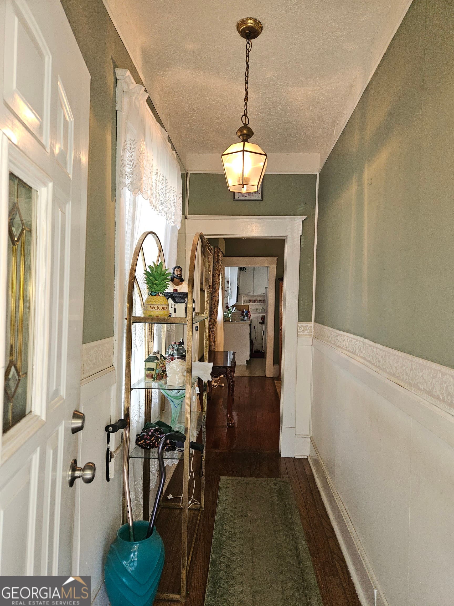 3 bedroom, 2 bathroom, 1,170 sq ft single family residence for sale at 906 E 38th Street, Savannah, GA 31401 — photo 9