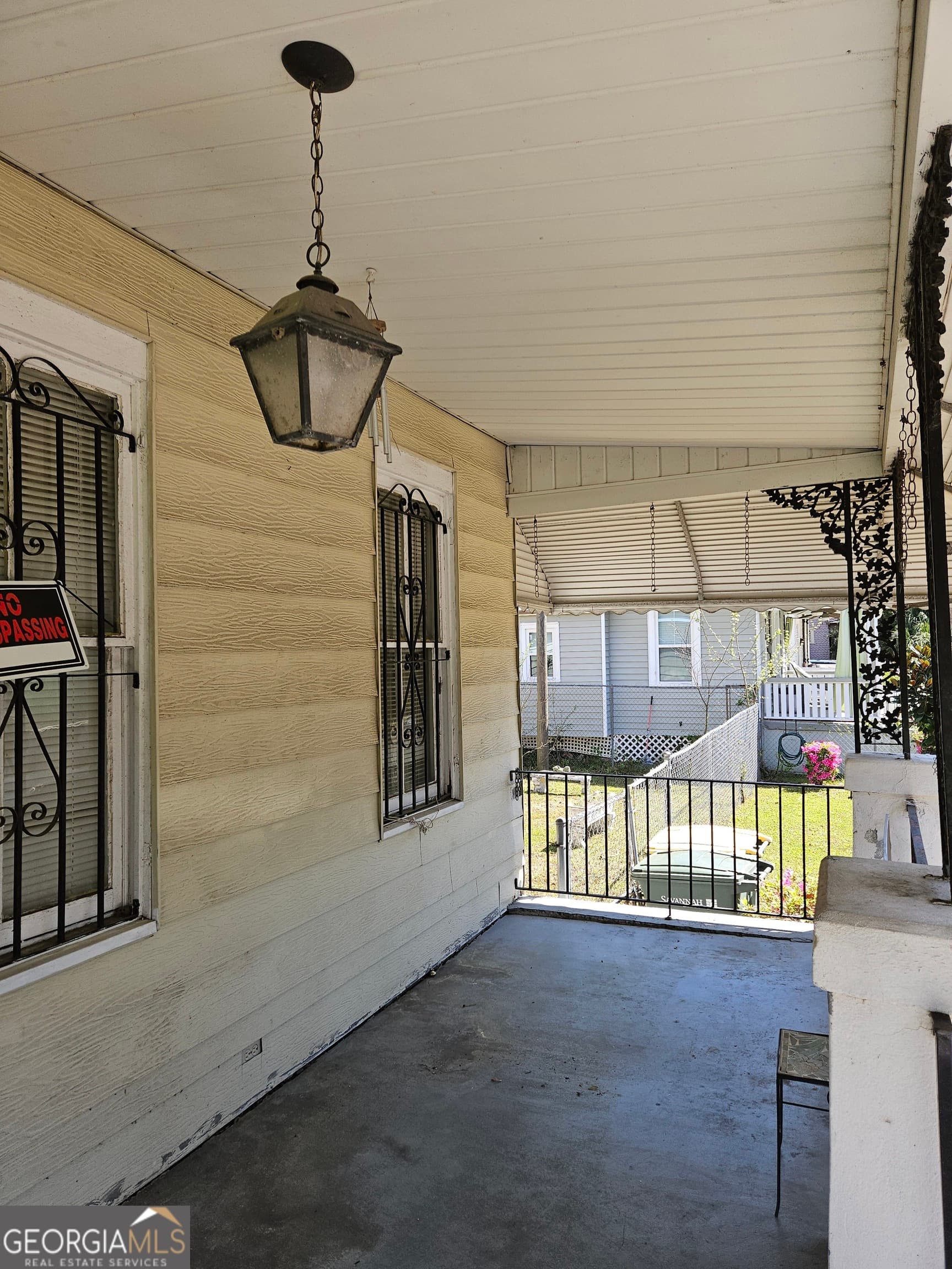 3 bedroom, 2 bathroom, 1,170 sq ft single family residence for sale at 906 E 38th Street, Savannah, GA 31401 — photo 4