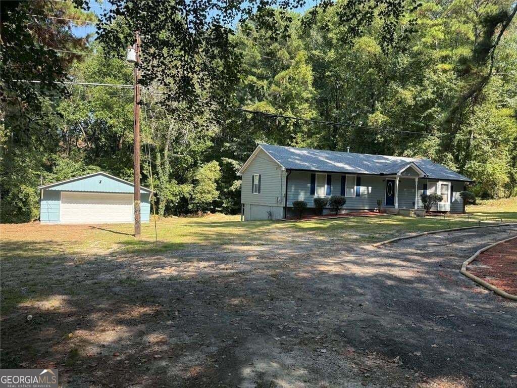 3 bedroom, 2 bathroom, 1,608 sq ft single family residence for sale at 200 Gordon Circle, Mableton, GA 30126 — photo 6