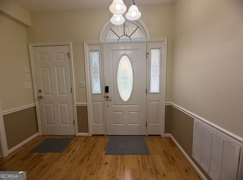 3 bedroom, 2 bathroom, 1,556 sq ft single family residence for rent at 70 Golden Oaks Drive, Hartwell, GA 30643 for $2,300 a month — photo 2