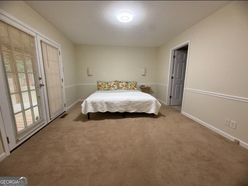 3 bedroom, 2 bathroom, 1,556 sq ft single family residence for rent at 70 Golden Oaks Drive, Hartwell, GA 30643 for $2,300 a month — photo 6