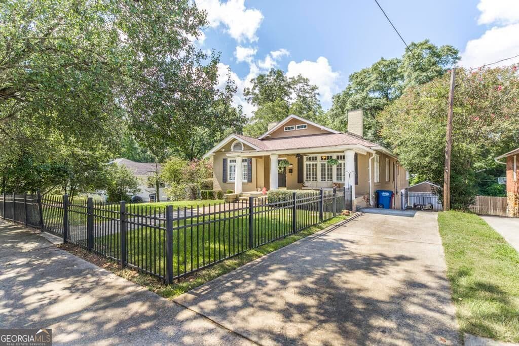 4 bedroom, 2.5 bathroom, 2,318 sq ft single family residence for sale at 3460 Ridge Avenue, Macon, GA 31204 — photo 3