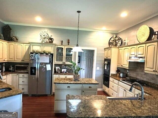 5 bedroom, 5 bathroom, 5,160 sq ft single family residence for sale at 767 Forest Lake Drive, Vidalia, GA 30474 — photo 4