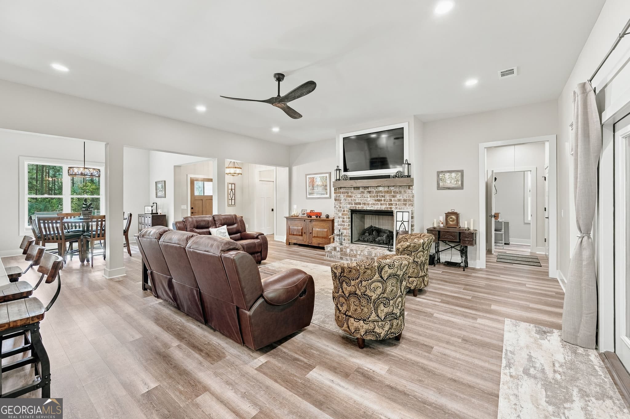 3 bedroom, 2 bathroom, 2,095 sq ft single family residence for sale at 692 Little Creek Trail, Gray, GA 31032 — photo 9