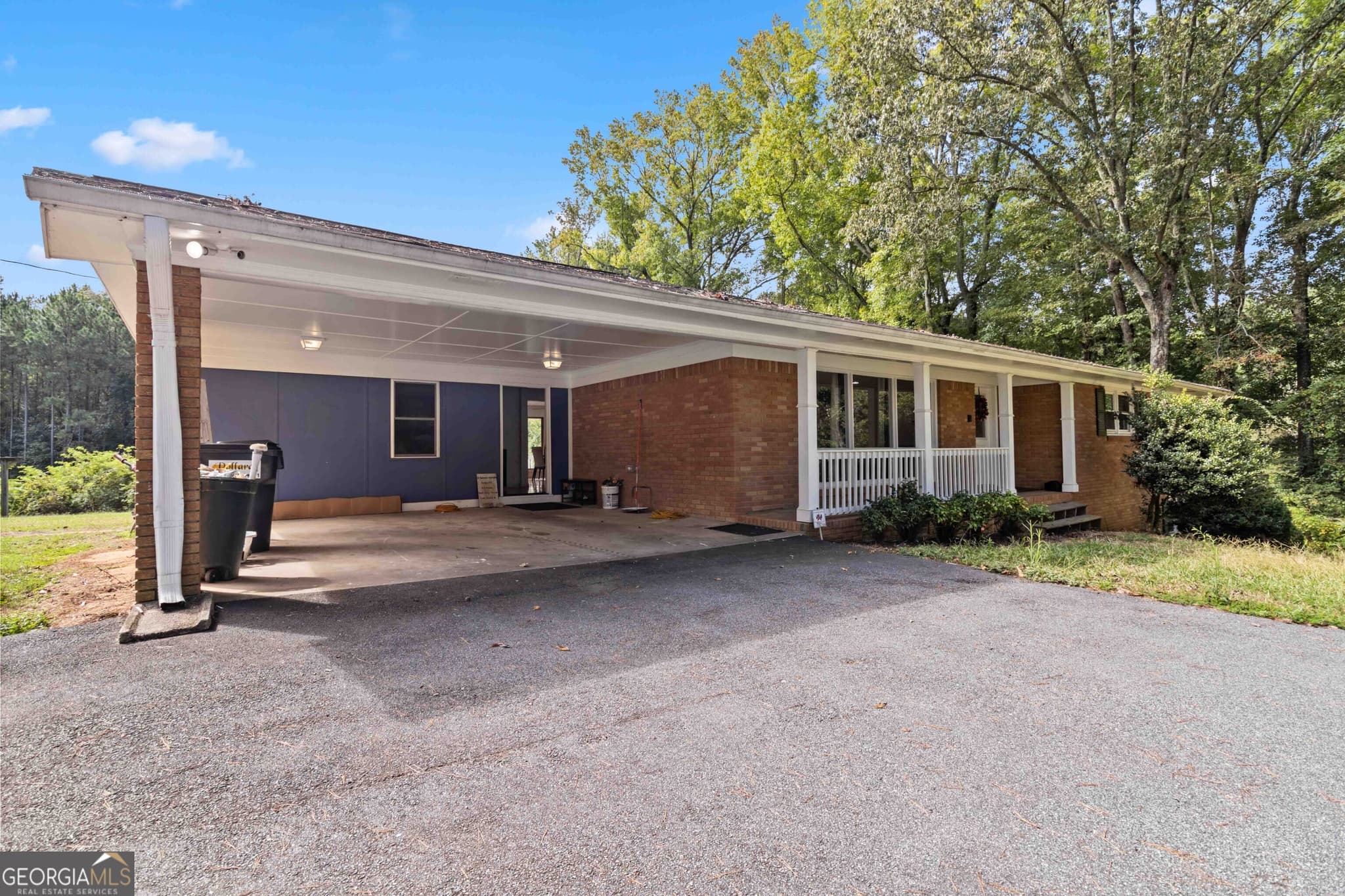 4 bedroom, 3.5 bathroom, 3,193 sq ft single family residence for rent at 1646 Highway 92, Fayetteville, GA 30214 for $2,800 a month — photo 1 of 70