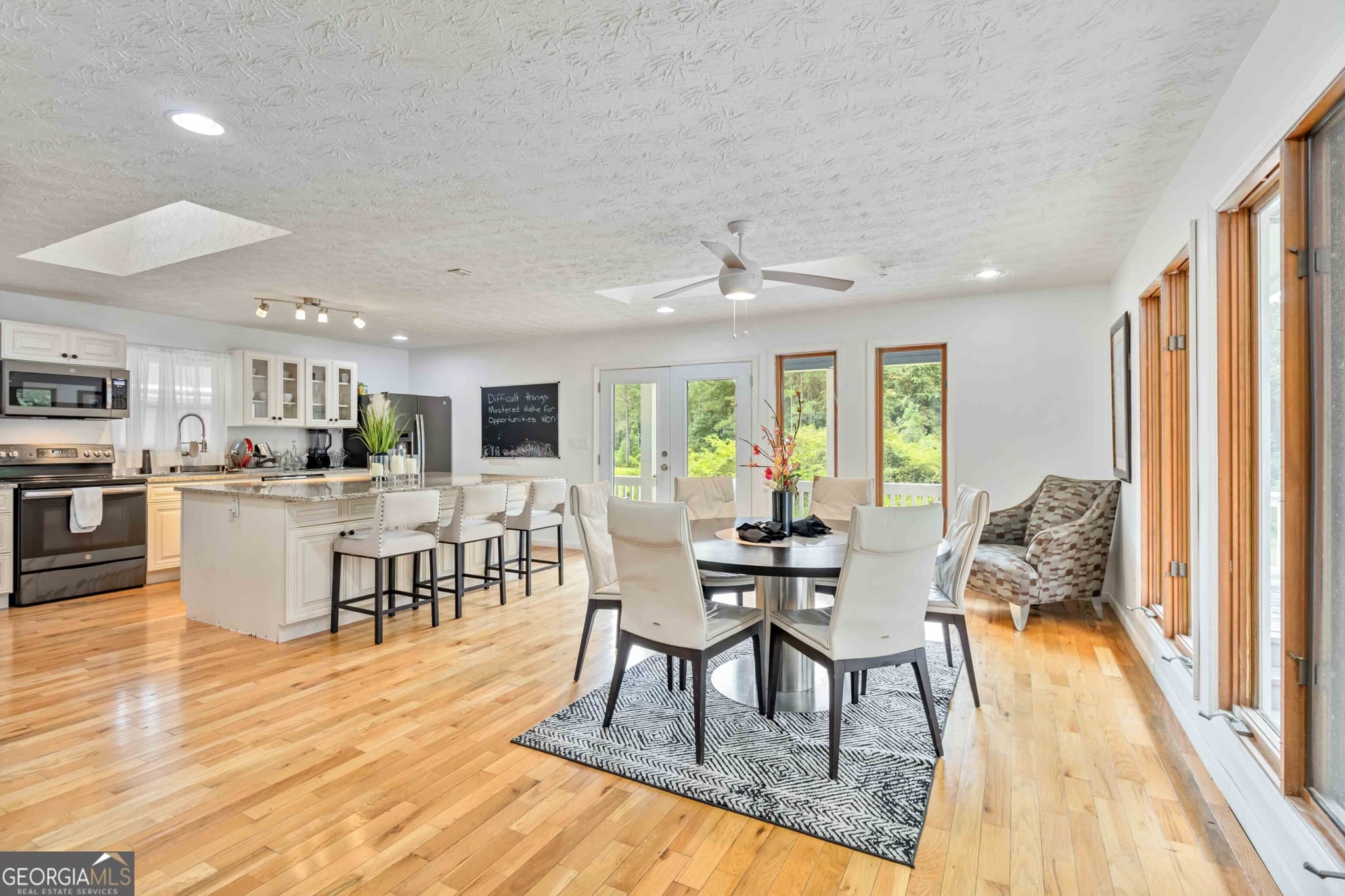 4 bedroom, 3.5 bathroom, 3,193 sq ft single family residence for rent at 1646 Highway 92, Fayetteville, GA 30214 for $2,800 a month — photo 10