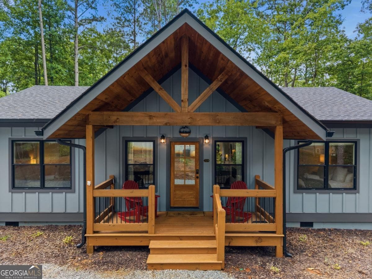 2 bedroom, 2 bathroom, 1,092 sq ft cabin,single family residence for sale at 1100 Zenith Trail, Ellijay, GA 30540 — photo 3