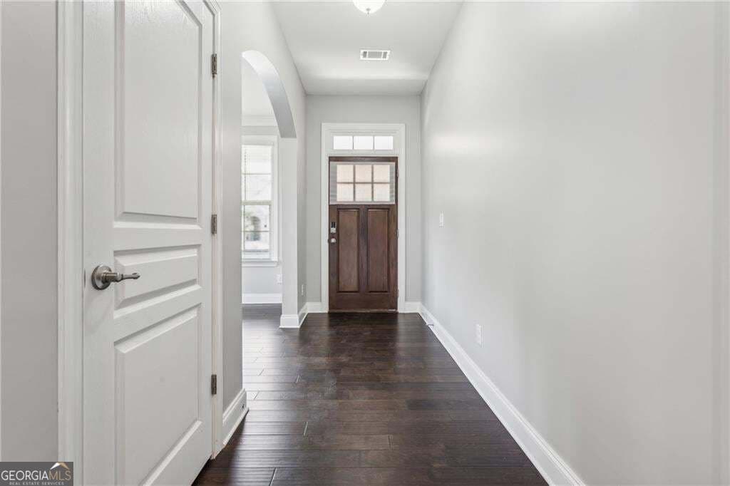 4 bedroom, 4.5 bathroom, 3,347 sq ft single family residence for rent at 2040 Secretariat Gait Way, Suwanee, GA 30024 for $4,100 a month — photo 3