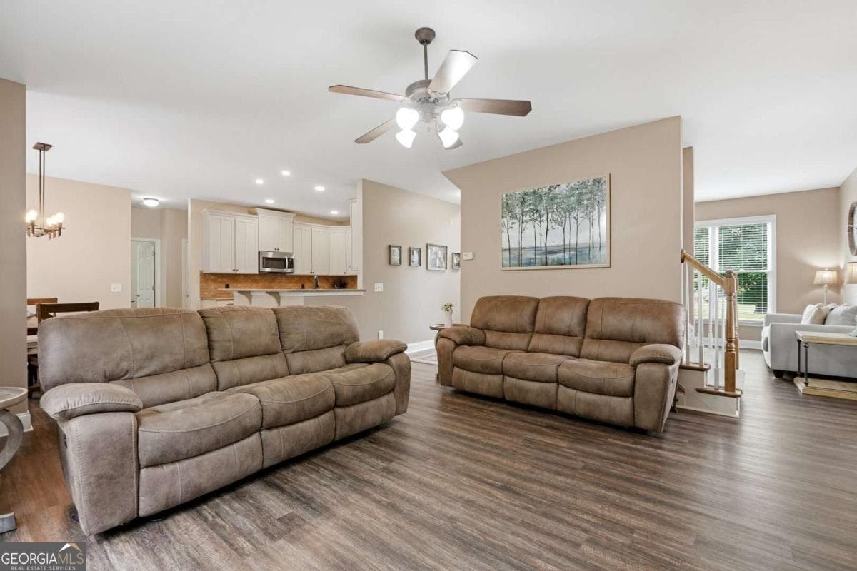 6 bedroom, 5 bathroom, 3,696 sq ft single family residence for sale at 5305 Old Haven Court, Cumming, GA 30041 — photo 8