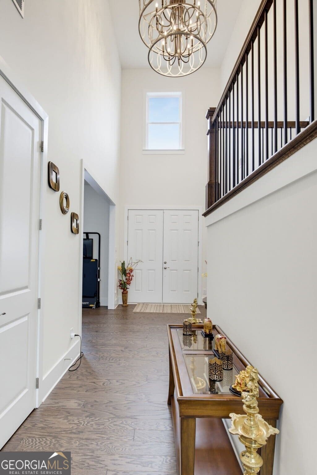 5 bedroom, 5.5 bathroom, 4,692 sq ft single family residence for sale at 14180 Reserve Manor Lane, Roswell, GA 30075 — photo 6
