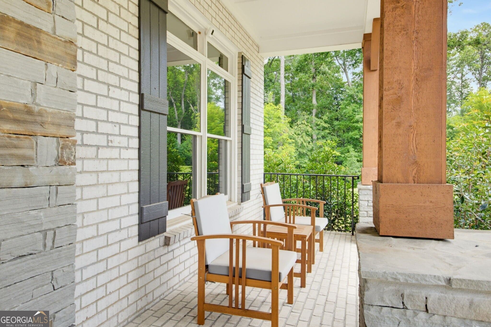 5 bedroom, 5.5 bathroom, 4,692 sq ft single family residence for sale at 14180 Reserve Manor Lane, Roswell, GA 30075 — photo 3
