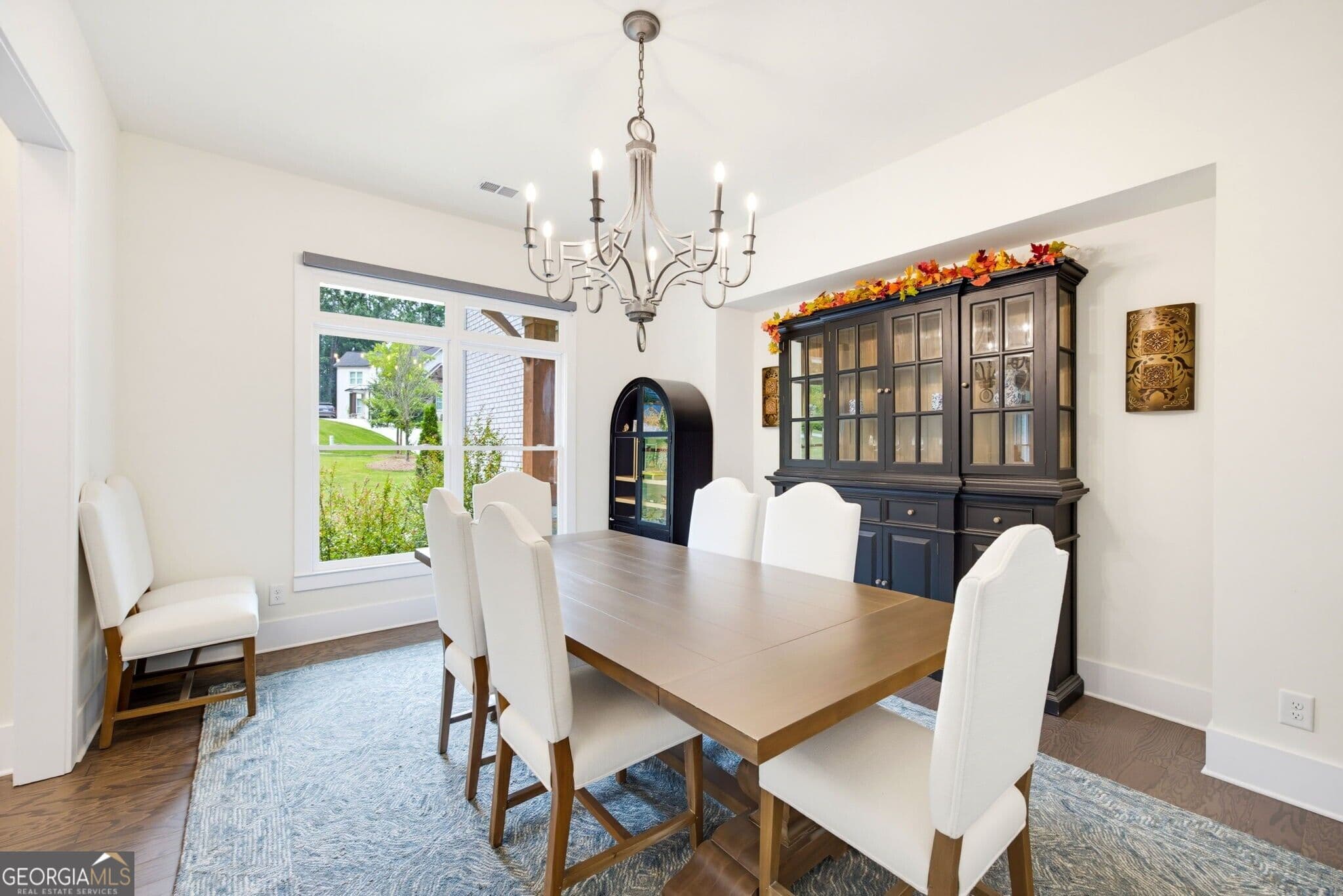 5 bedroom, 5.5 bathroom, 4,692 sq ft single family residence for sale at 14180 Reserve Manor Lane, Roswell, GA 30075 — photo 9