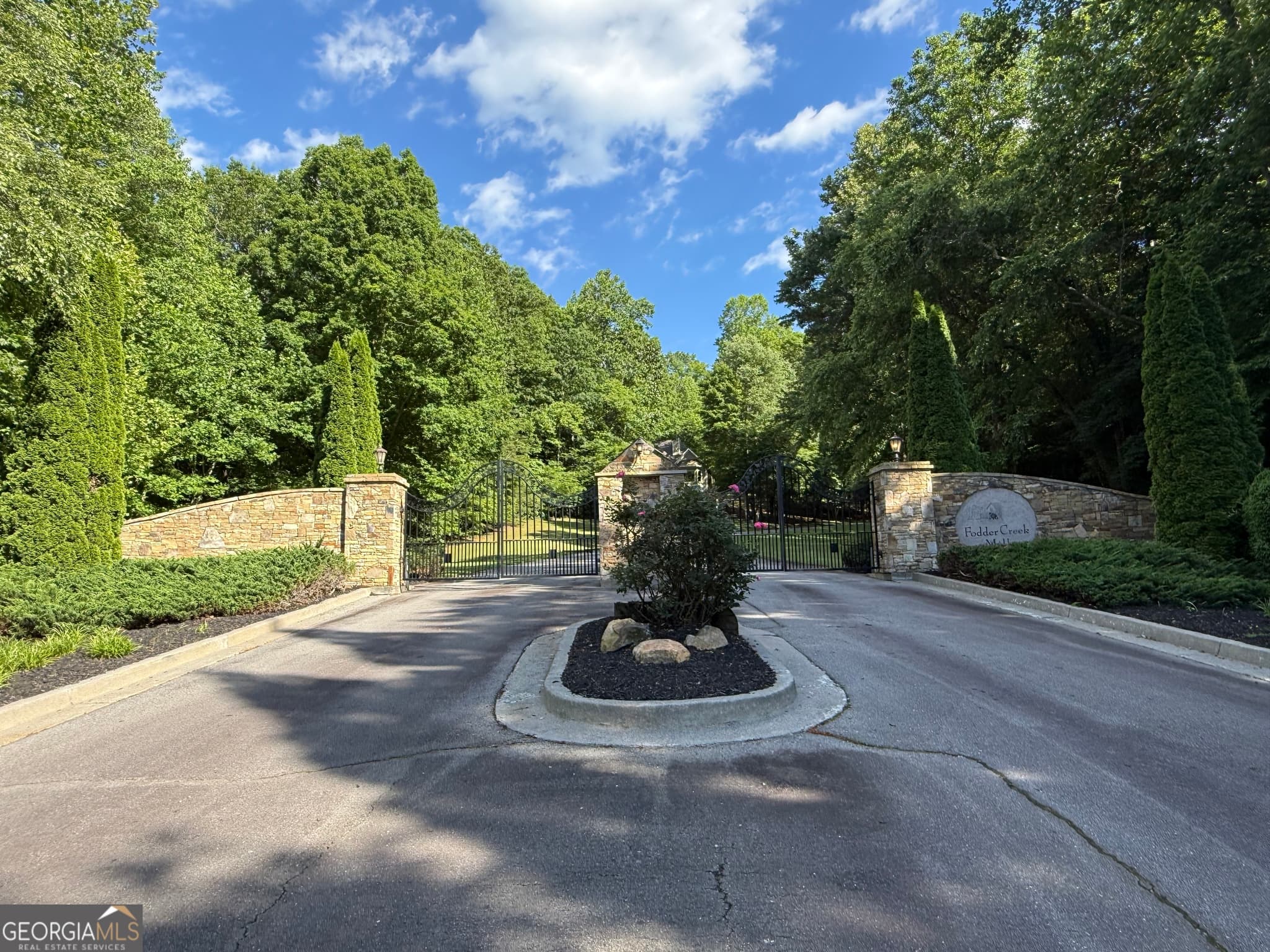 residential lot for sale at LOT 33 Fodder Creek Mill Drive, Hiawassee, GA 30546 — photo 3