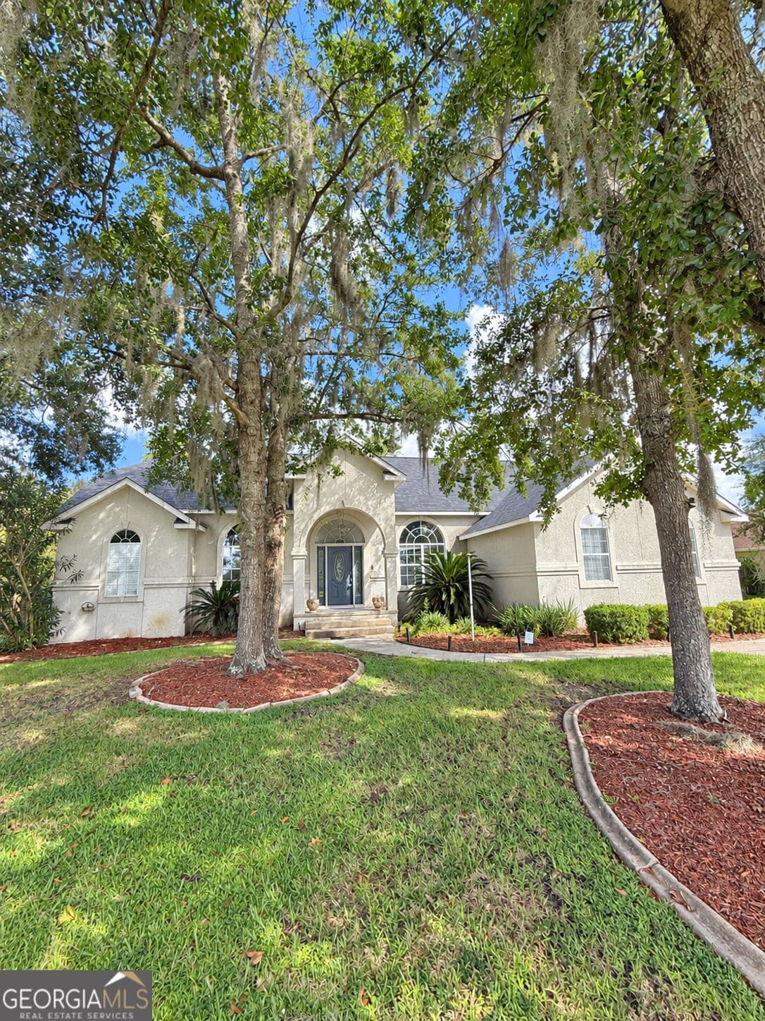 4 bedroom, 2 bathroom, 2,071 sq ft single family residence for rent at 655 BRISTOL HAMMOCK Circle, Kingsland, GA 31548 for $2,700 a month
