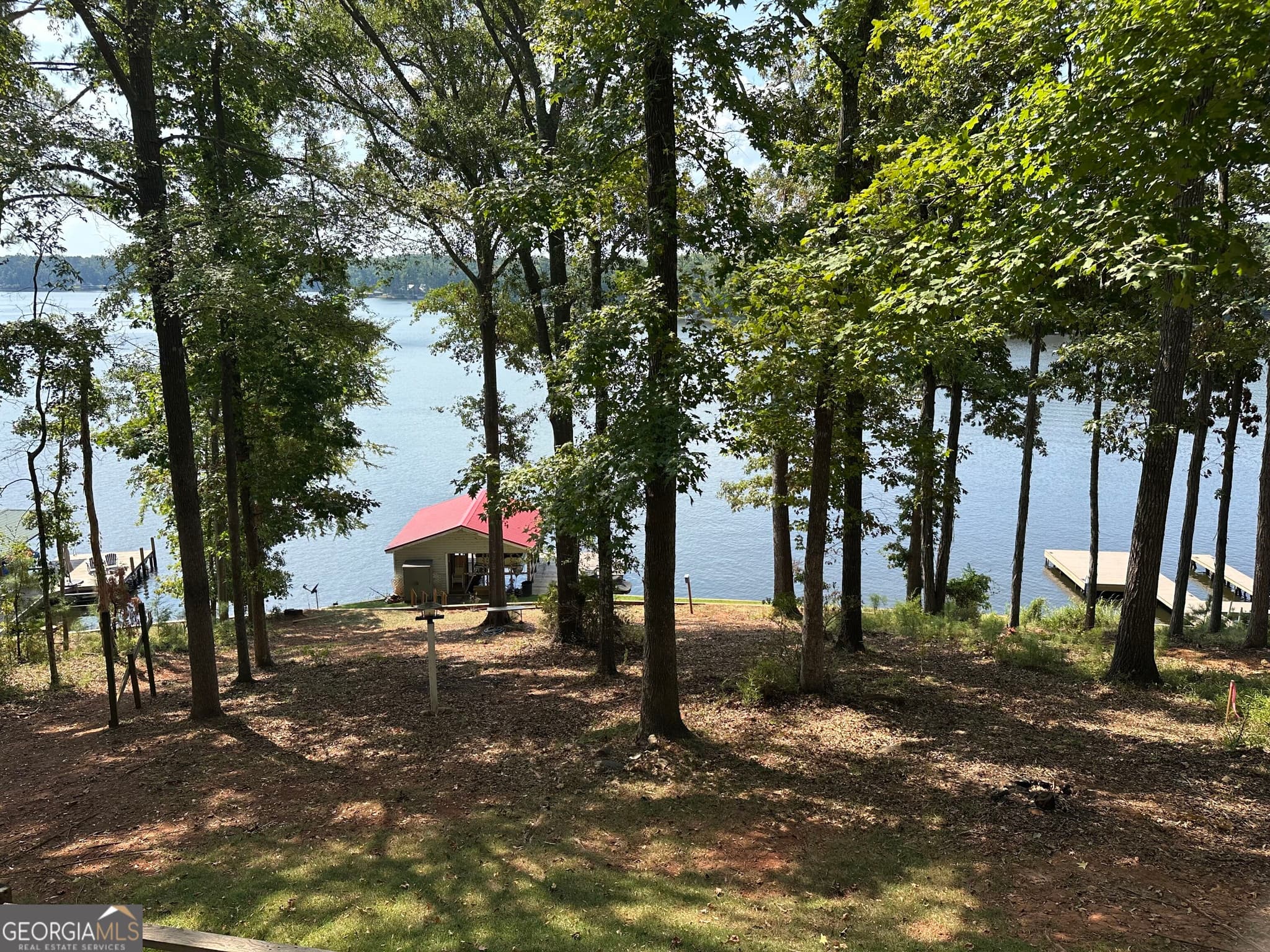 2 bedroom, 1 bathroom, 864 sq ft manufactured home,single family residence for sale at 117 Sunfish Trail, Eatonton, GA 31024 — photo 4