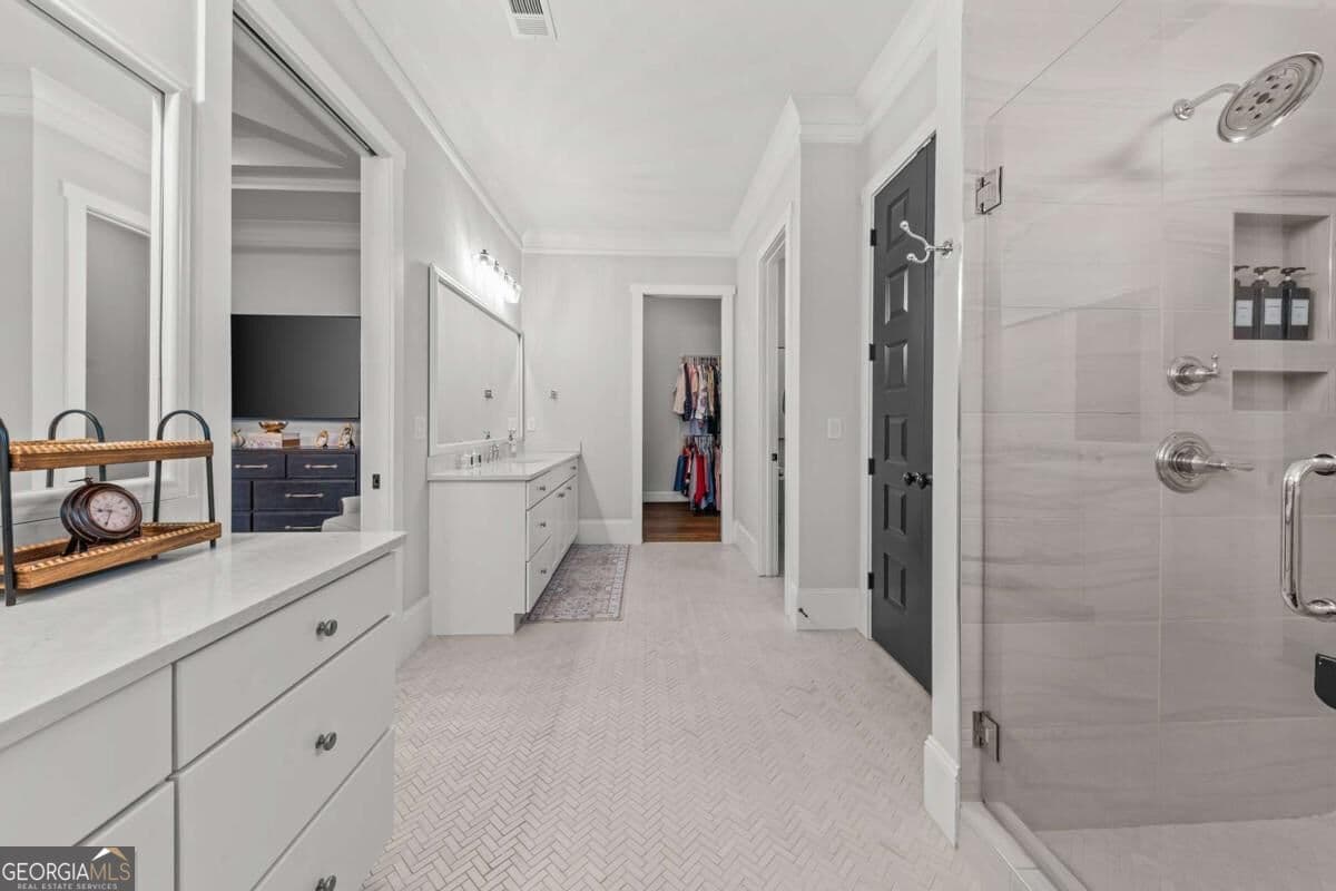 4 bedroom, 4 bathroom, 4,021 sq ft single family residence for sale at 1679 Georgia Club Drive, Statham, GA 30666 — photo 7