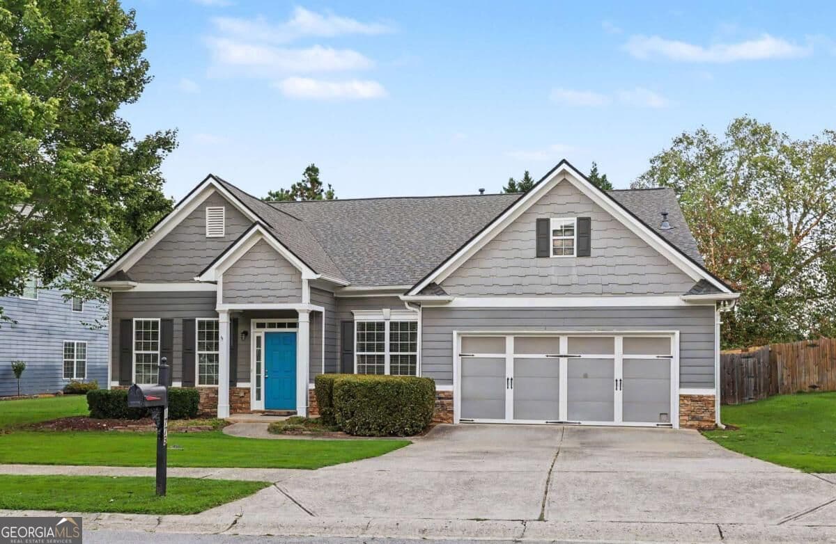 4 bedroom, 3 bathroom, 3,357 sq ft single family residence for sale at 1773 Sahale Falls Drive, Braselton, GA 30517 — photo 3