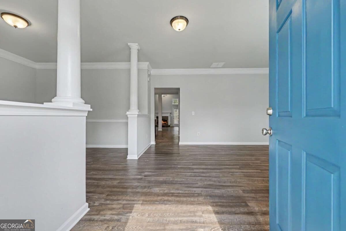 4 bedroom, 3 bathroom, 3,357 sq ft single family residence for sale at 1773 Sahale Falls Drive, Braselton, GA 30517 — photo 5