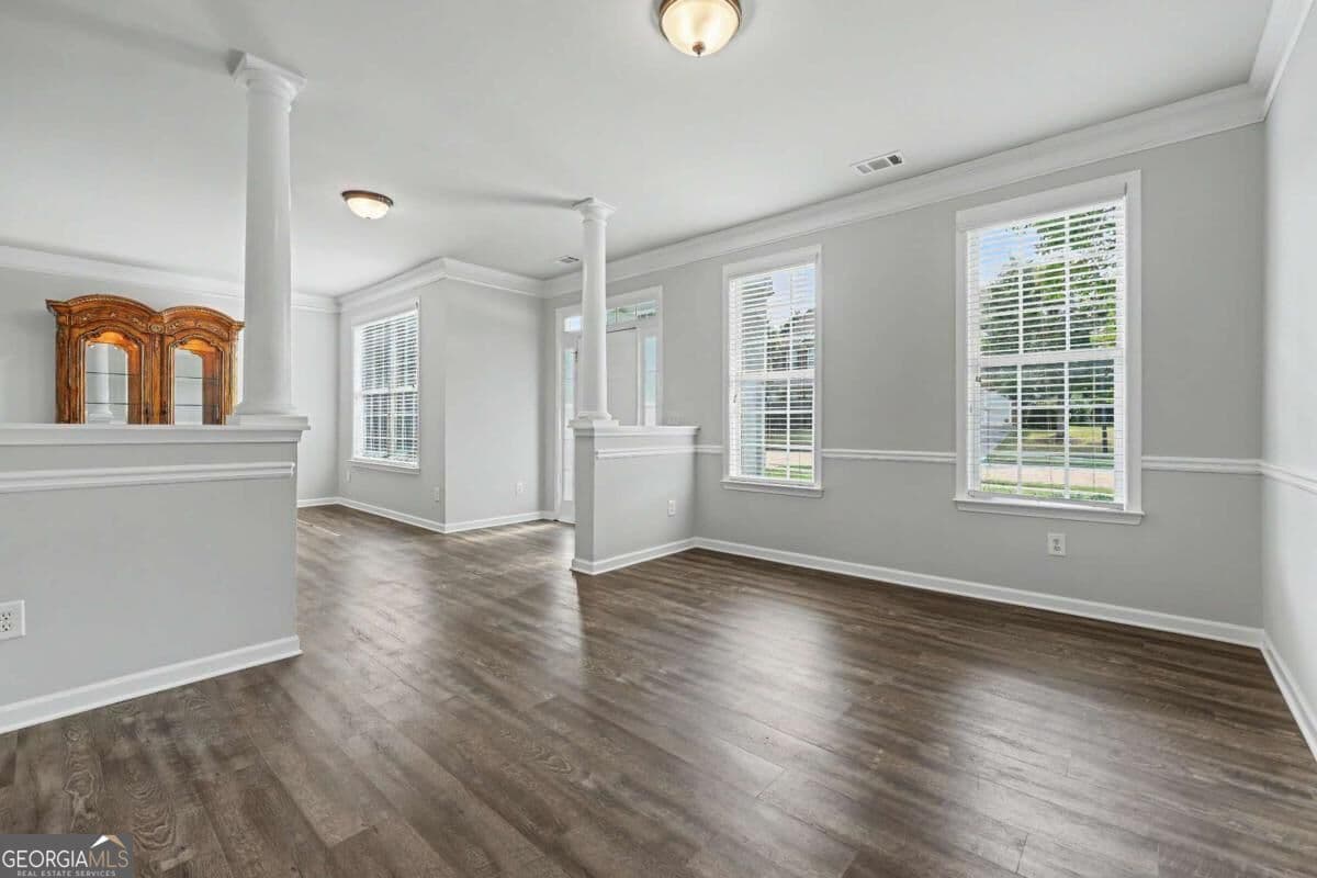 4 bedroom, 3 bathroom, 3,357 sq ft single family residence for sale at 1773 Sahale Falls Drive, Braselton, GA 30517 — photo 9