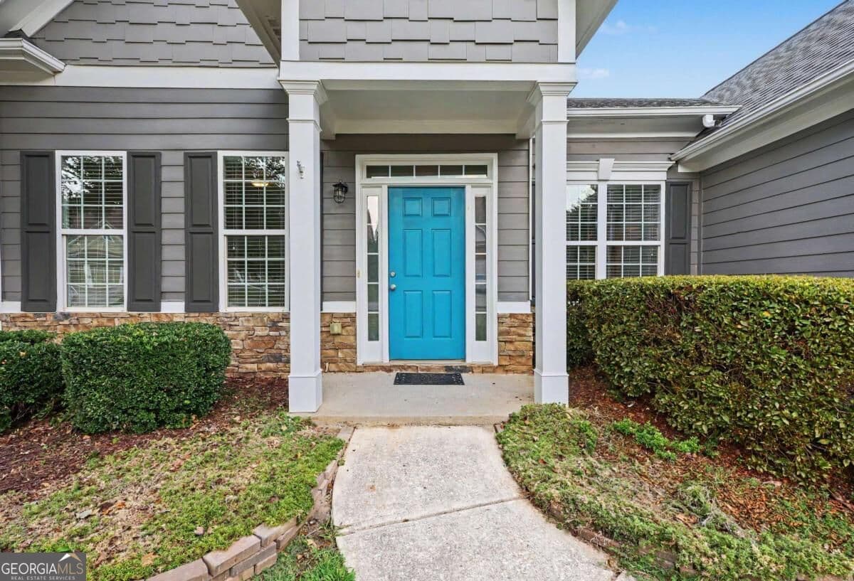 4 bedroom, 3 bathroom, 3,357 sq ft single family residence for sale at 1773 Sahale Falls Drive, Braselton, GA 30517 — photo 4