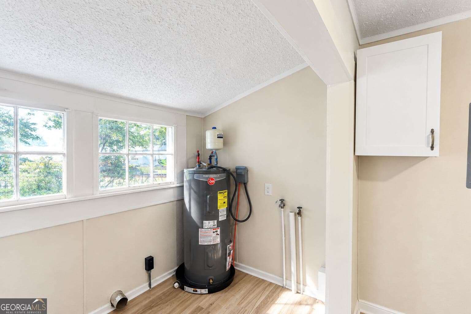 3 bedroom, 1 bathroom, 1,020 sq ft single family residence for sale at 303 Rudy Street, Rome, GA 30161 — photo 6