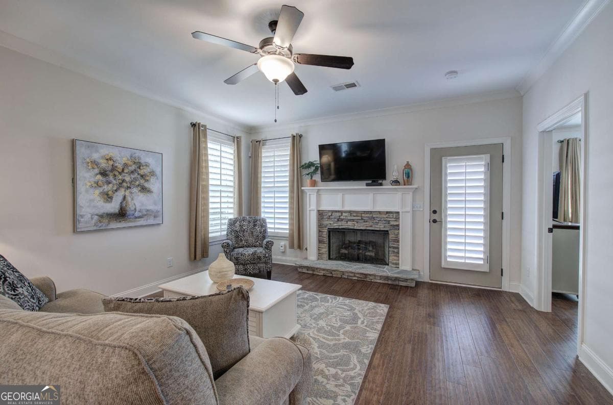 3 bedroom, 3 bathroom, 2,042 sq ft single family residence for sale at 6 Encore Lane, Cartersville, GA 30120 — photo 6