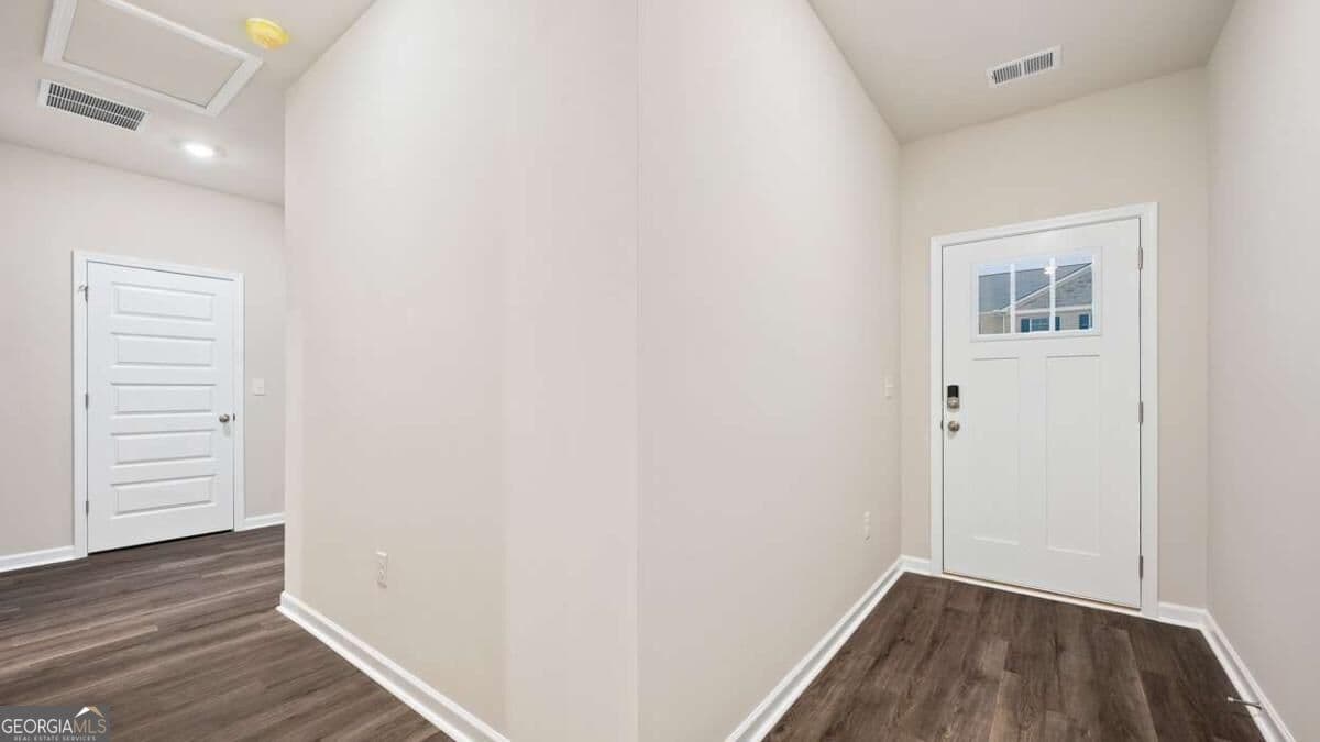 4 bedroom, 2.5 bathroom single family residence for sale at 900 Snaffle Court, Locust Grove, GA 30248 — photo 3
