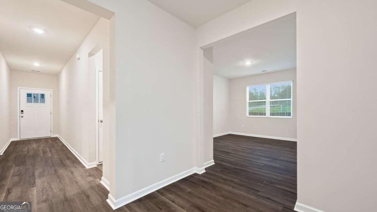 4 bedroom, 2.5 bathroom single family residence for sale at 900 Snaffle Court, Locust Grove, GA 30248 — photo 10