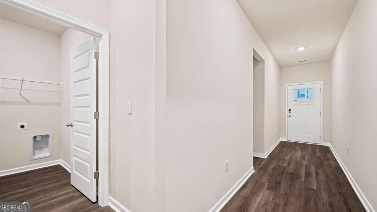 4 bedroom, 2.5 bathroom single family residence for sale at 900 Snaffle Court, Locust Grove, GA 30248 — photo 8