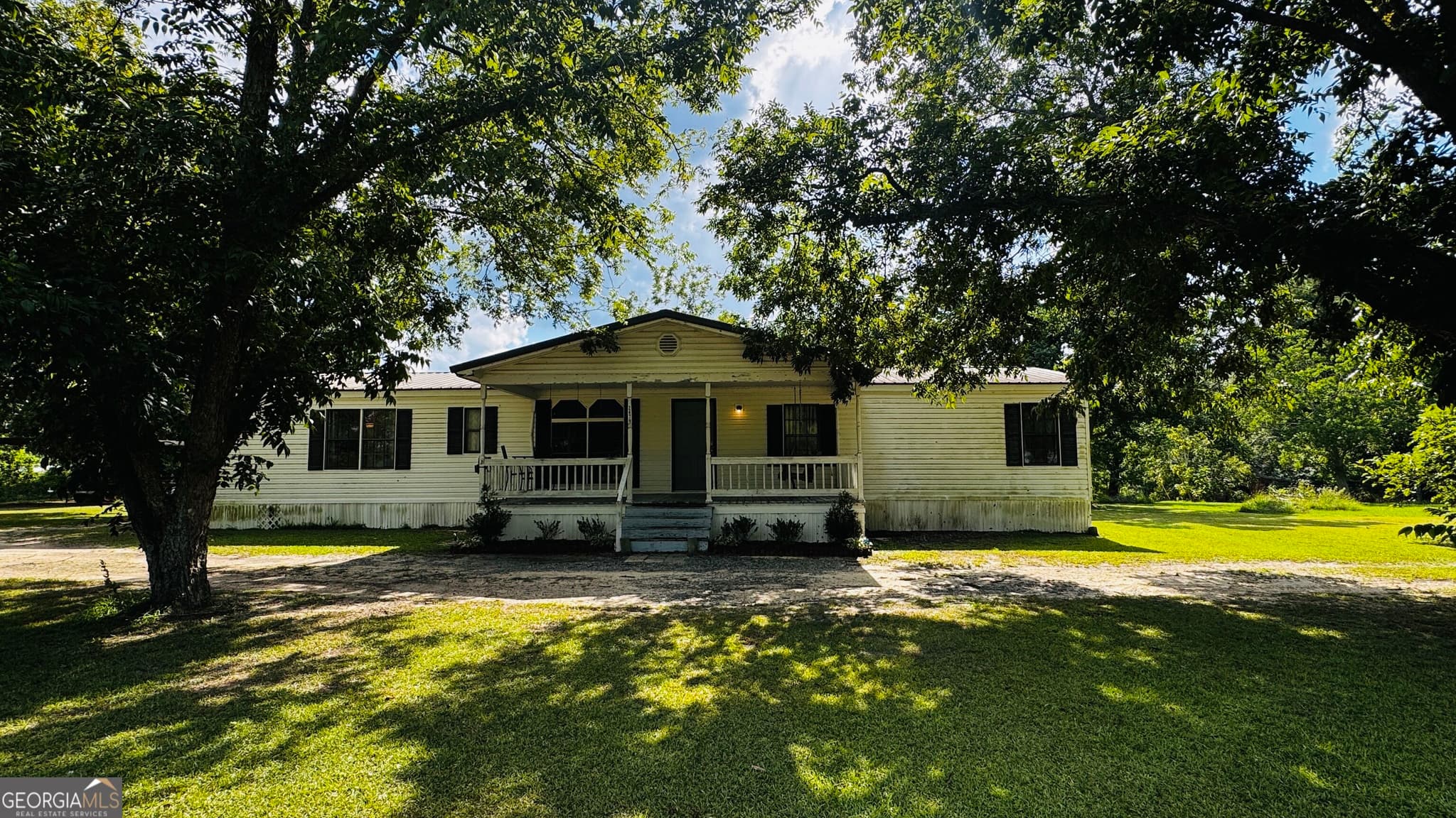 3 bedroom, 3 bathroom, 1,608 sq ft manufactured home,single family residence sold at 2479 Tellie Akins Road, Claxton, GA 30417