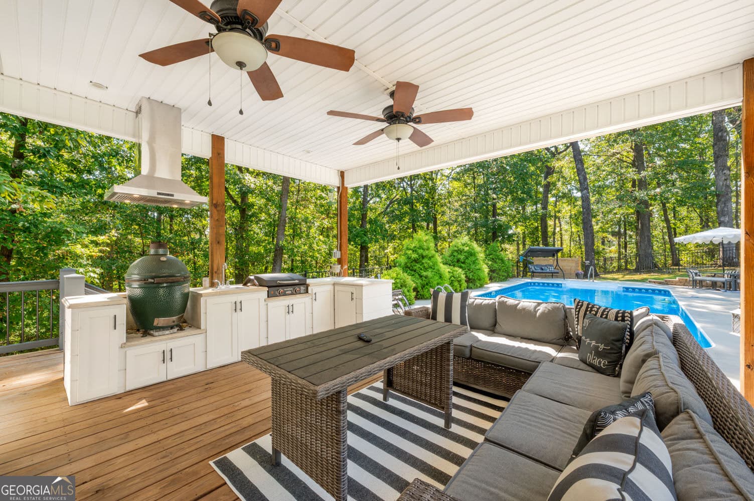 4 bedroom, 3.5 bathroom, 2,973 sq ft single family residence for sale at 674 Autumn Wood Drive, Summerville, GA 30747 — photo 6
