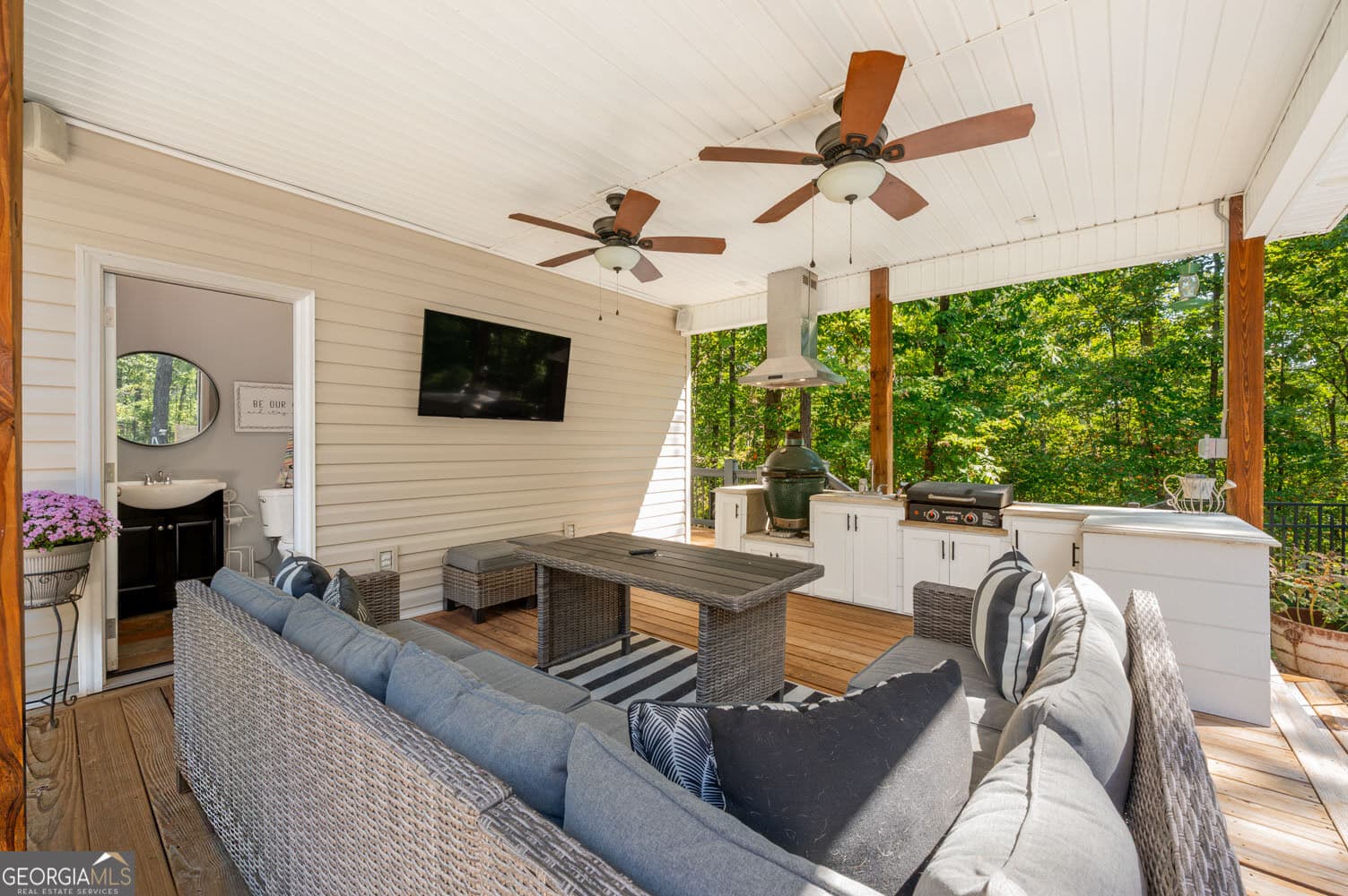 4 bedroom, 3.5 bathroom, 2,973 sq ft single family residence for sale at 674 Autumn Wood Drive, Summerville, GA 30747 — photo 7