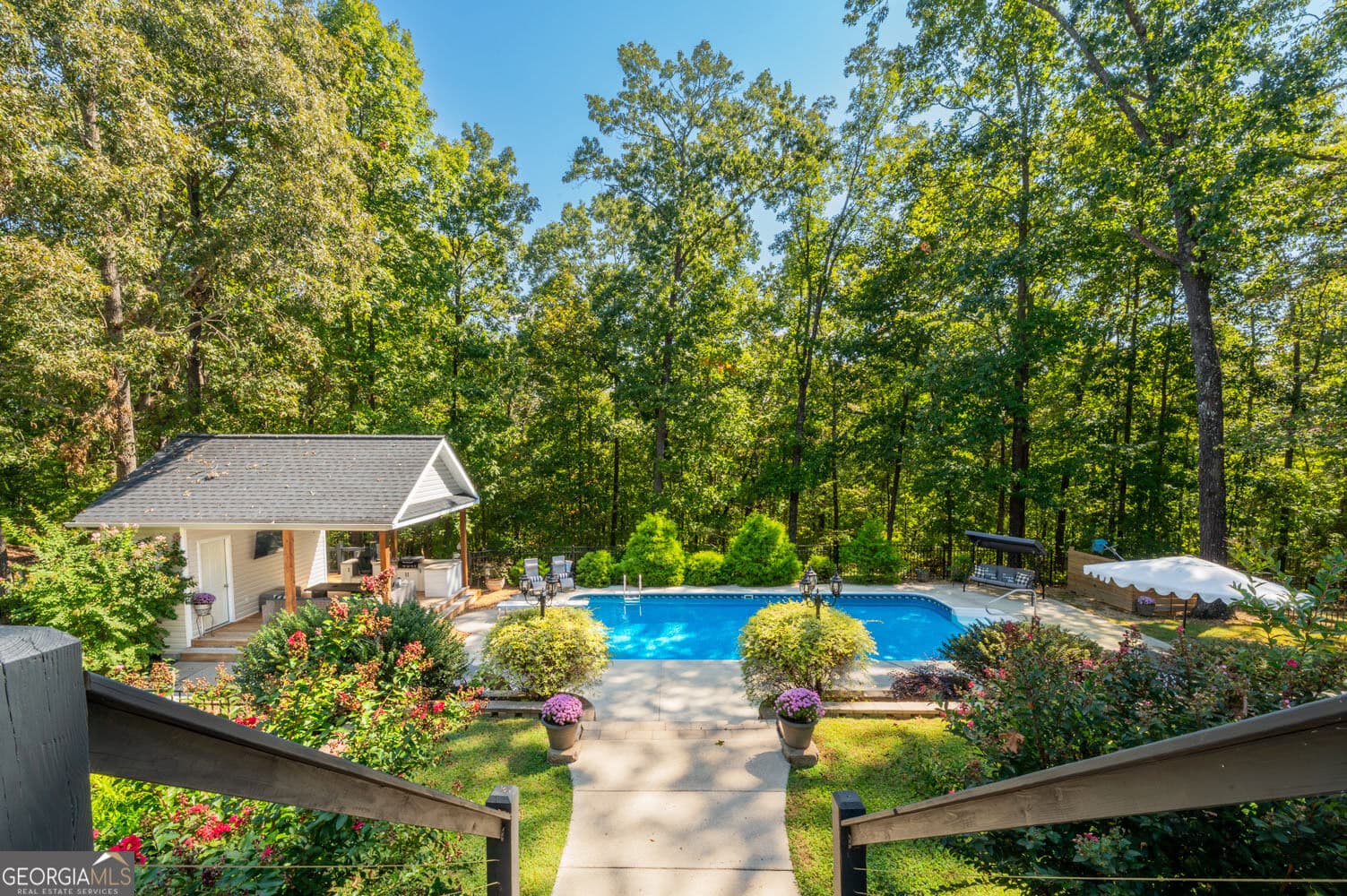 4 bedroom, 3.5 bathroom, 2,973 sq ft single family residence for sale at 674 Autumn Wood Drive, Summerville, GA 30747 — photo 4