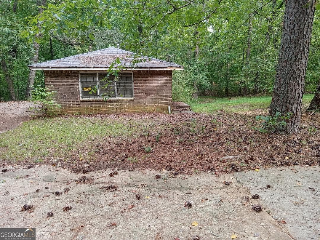 3 bedroom, 2 bathroom, 828 sq ft single family residence for sale at 4480 Old Fairburn Road, South Fulton, GA 30349