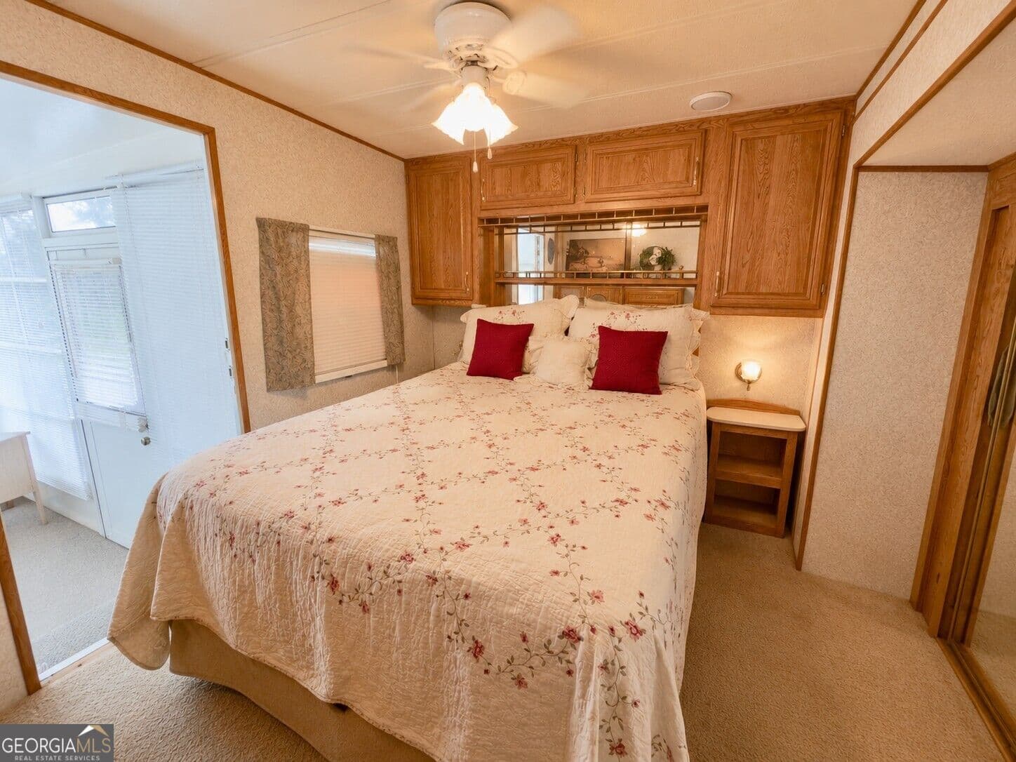 1 bedroom, 1 bathroom, 640 sq ft manufactured home,single family residence for sale at 110 Admiral Drive, Hartwell, GA 30643 — photo 6
