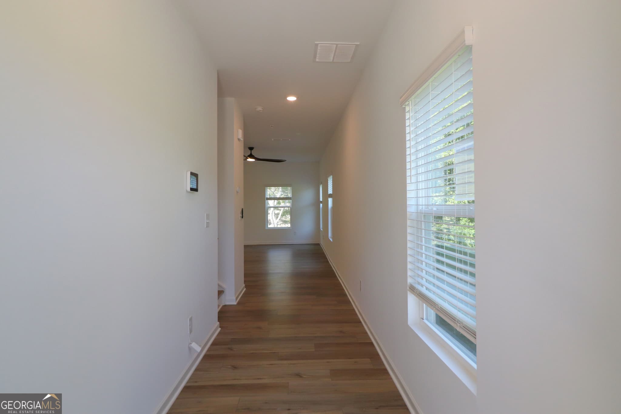 3 bedroom, 2.5 bathroom, 1,800 sq ft townhouse for sale at 6645 Wyndale Drive, Douglasville, GA 30135 — photo 6