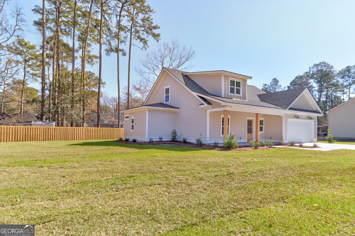 4 bedroom, 3 bathroom, 2,308 sq ft single family residence for sale at 204 Pineland Drive, Rincon, GA 31326 — photo 5