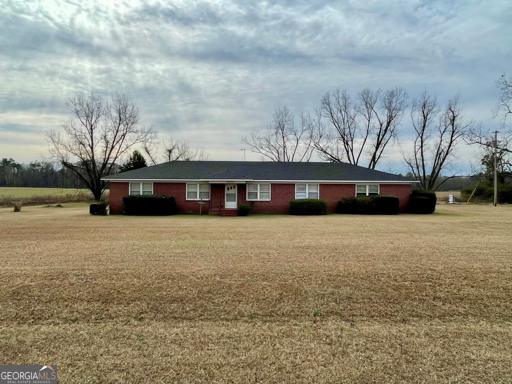 4 bedroom, 2 bathroom, 2,407 sq ft single family residence sold at 1433 N Highway 17, Millen, GA 30442
