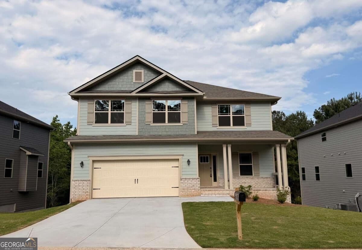 5 bedroom, 3.5 bathroom, 3,213 sq ft single family residence for sale at 450 Magnolia Grove Place, Cornelia, GA 30531 — photo 2