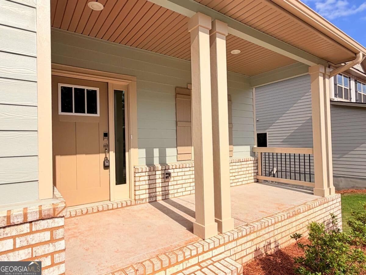 5 bedroom, 3.5 bathroom, 3,213 sq ft single family residence for sale at 450 Magnolia Grove Place, Cornelia, GA 30531 — photo 5